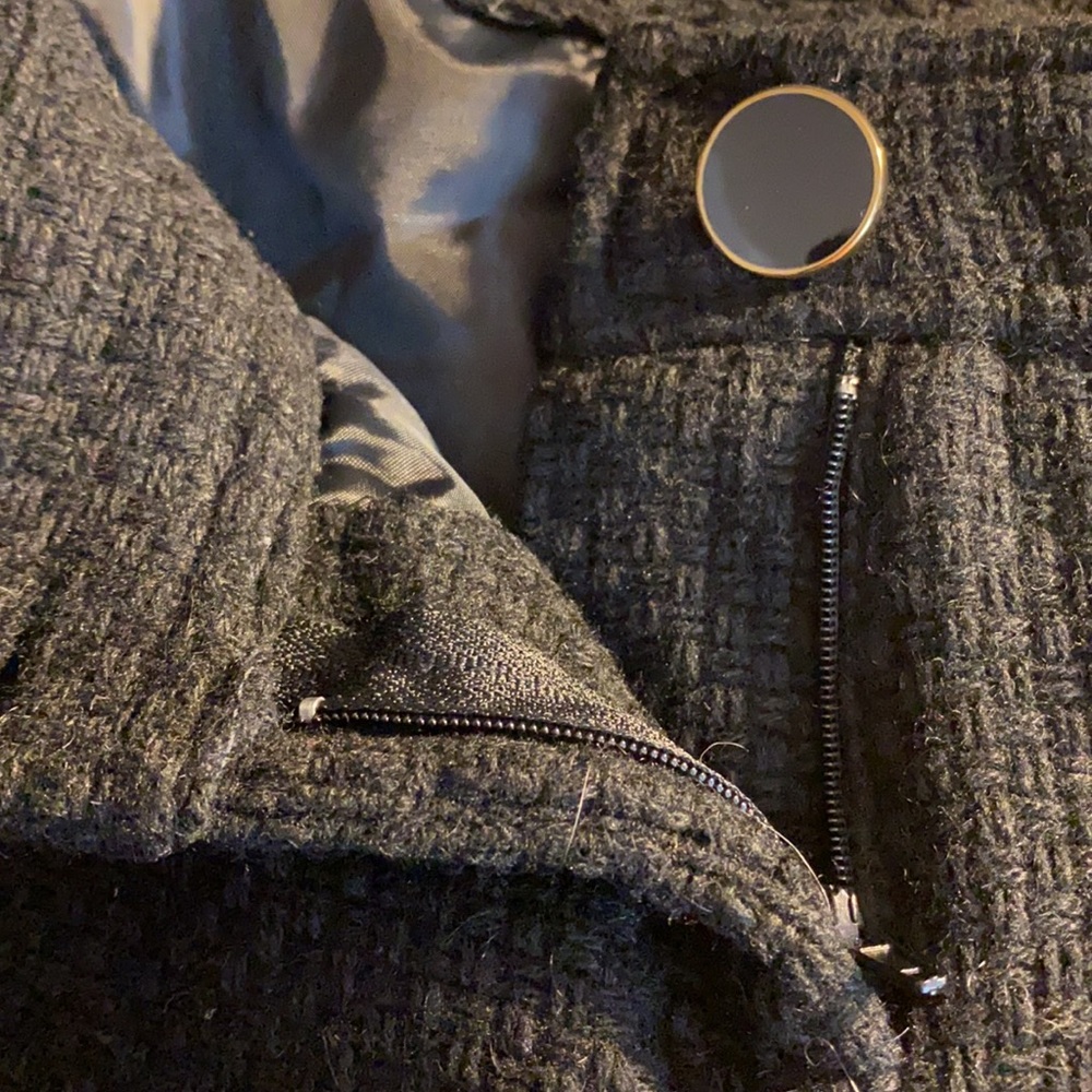 Max & Riley Tweed Button Black Shorts - Picture 5 of 7